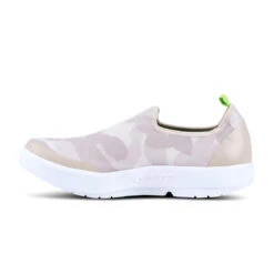 'OOFOS' Women's OOmg EeZee Low Shoe - White / Tan Camo -Sports Footwear Shop 5072WHTTANCMO shot4 1024x1024@2x